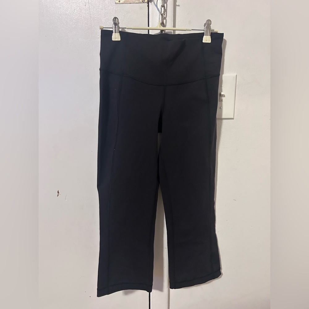 lululemon athletica Black Cropped Leggings